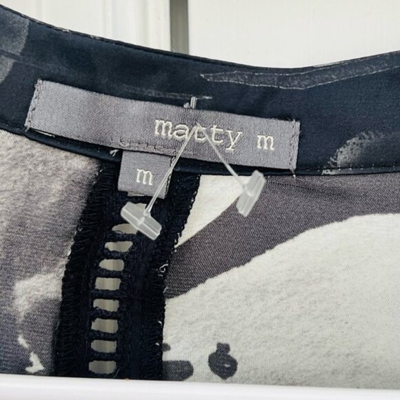 Matty M medium floral polyester blouse - Picture 5 of 5